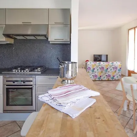 3 Bedroom In Holiday home Camaiore