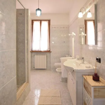 Holiday home 3 Bedroom In Camaiore